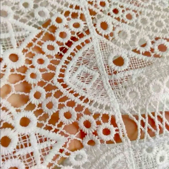 Boho scallop trim sheer guipure lace white top blouse - Picture 3 of 7